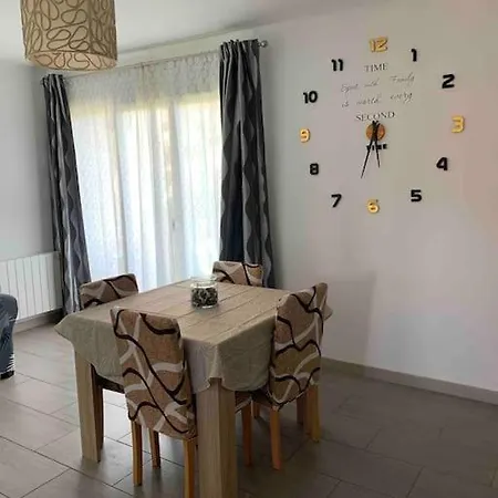 Familial En Bord De La Seyne-sur-Mer