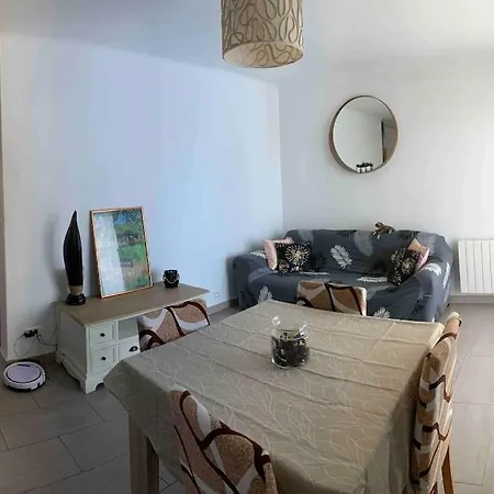 Familial En Bord De La Seyne-sur-Mer