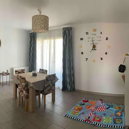 Apartment Familial En Bord De